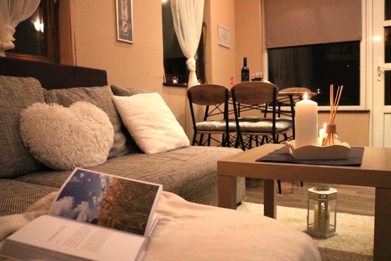Guest House Studio Apartman Marina - With Jacuzzi, Free Parking, Pet Friendly Károlyváros Kültér fotó